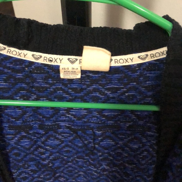 ✨3/$10✨ - Roxy blue cardigan - Picture 3 of 3